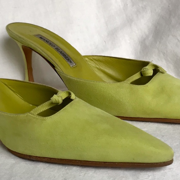 Manolo Blahnik Fresh Green Suede Mule Kittens - Picture 1 of 8